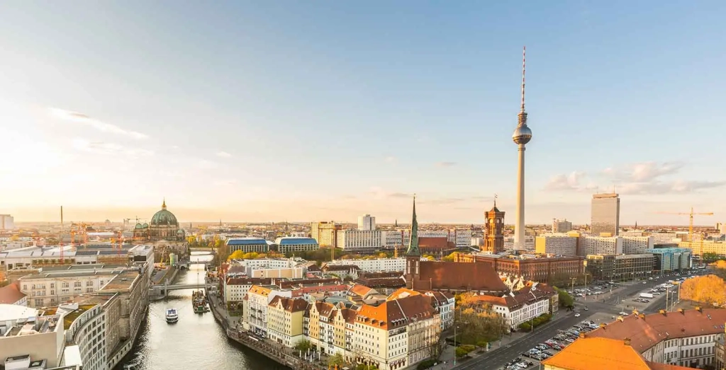 "Immobilienvermittlung und Beratung in Berlin und Brandenburg".